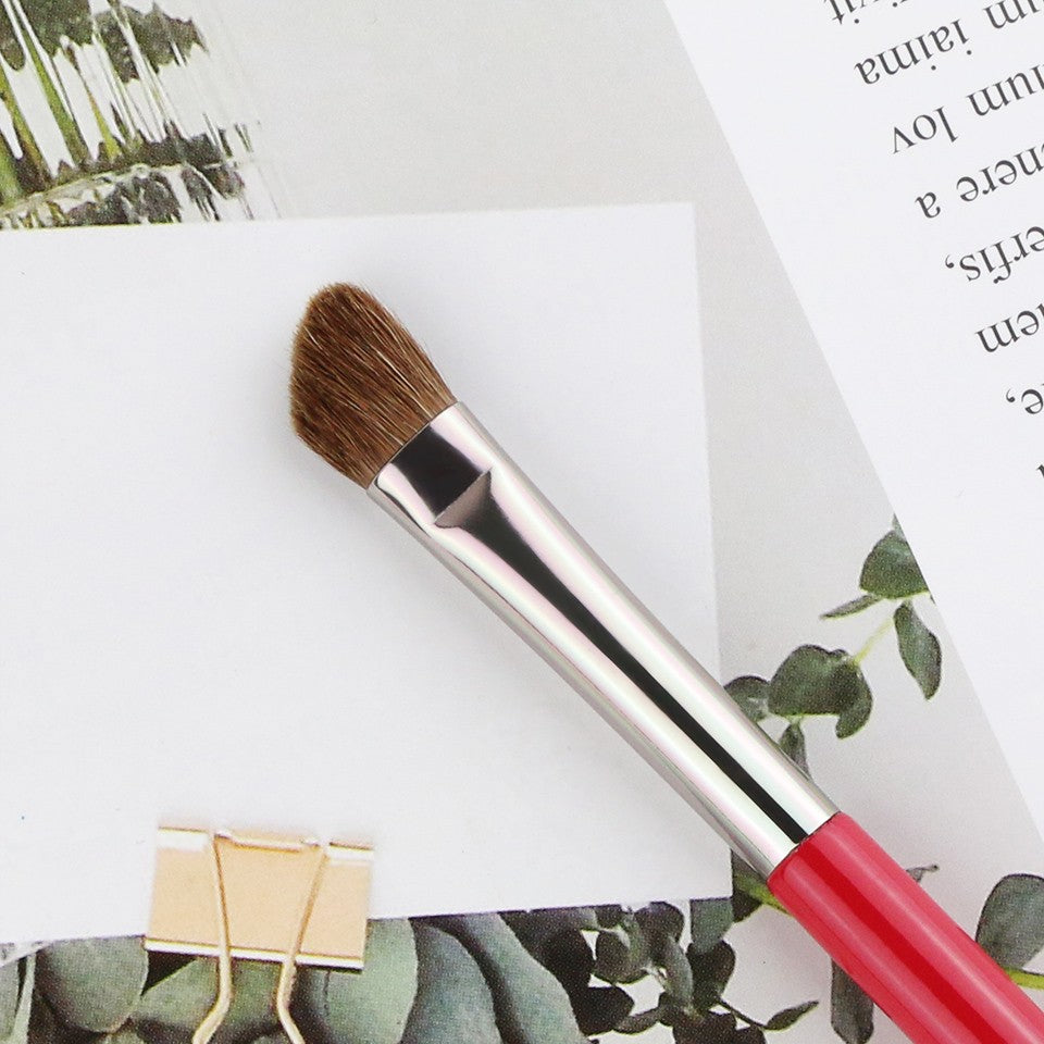 Pensula fard par ponei Beili Red H235