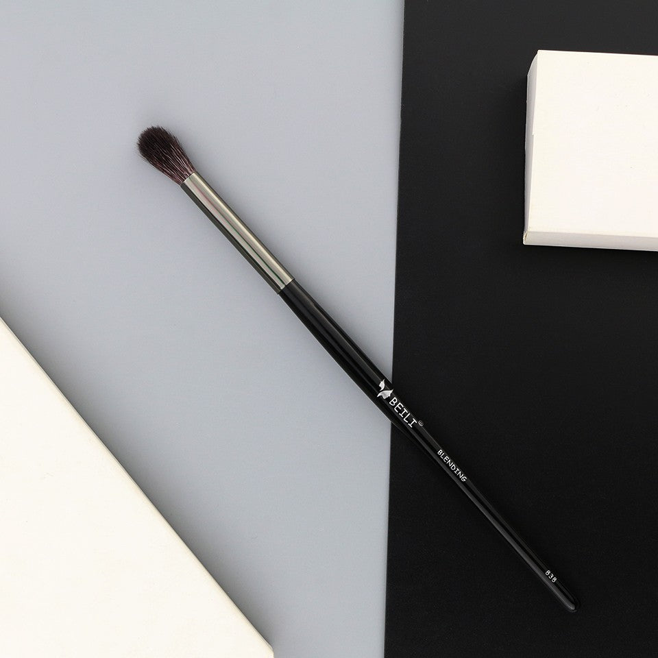 Pensula blending par capra Beili Black BX838