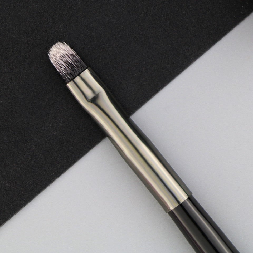 Pensula buze par sintetic Beili Black BX843