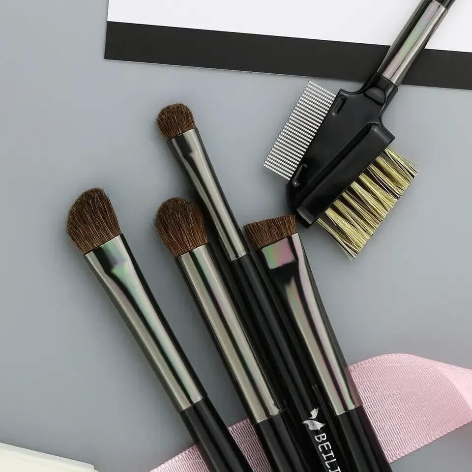 Set 18 pensule make-up Beili Black