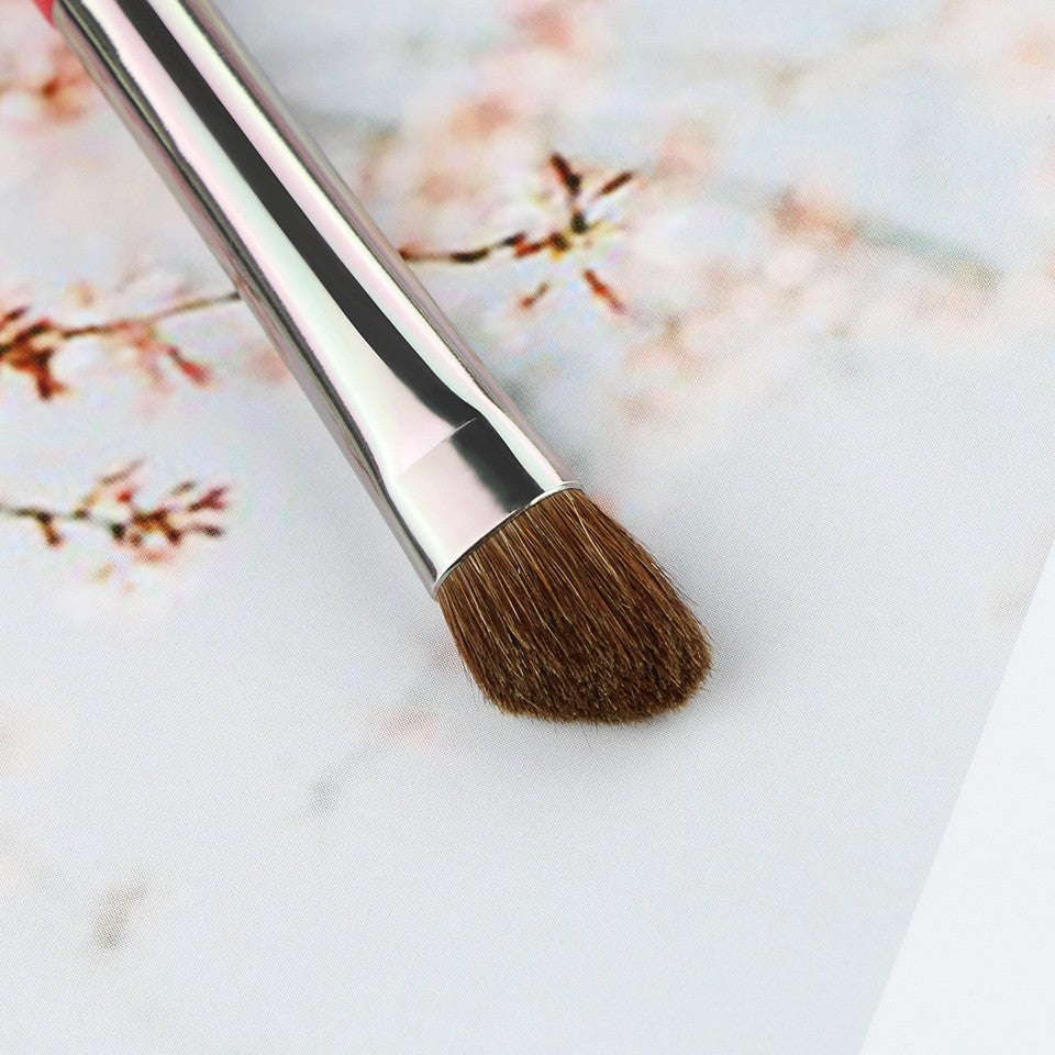 Pensula fard par ponei Beili Red H235