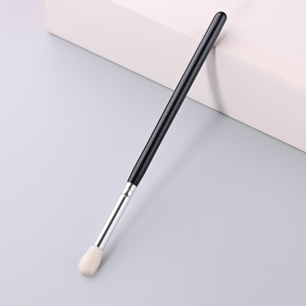 Pensula fard par sintetic Beili Black B227