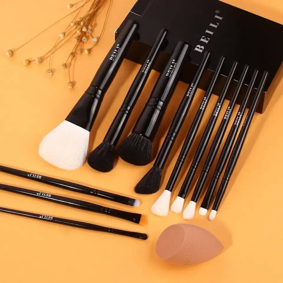 Set pensule make-up Beili Black 24