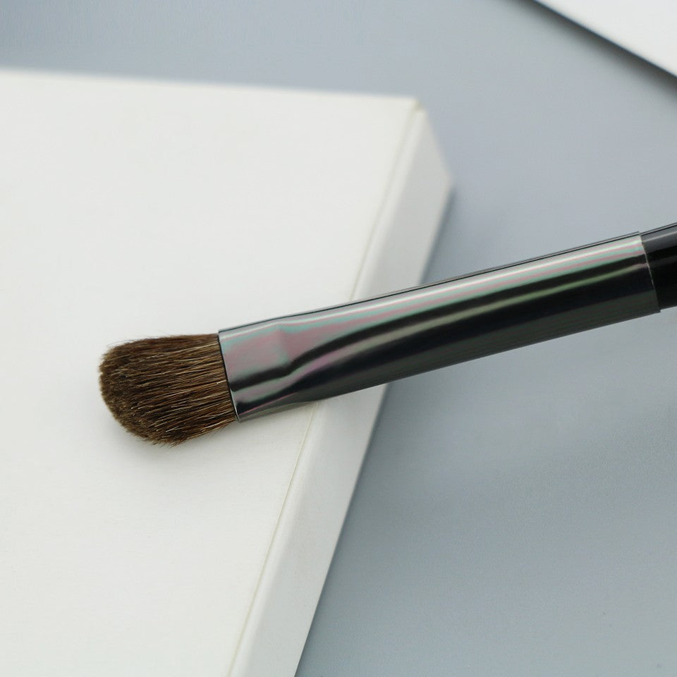 Pensula fard par ponei Beili Black BX826