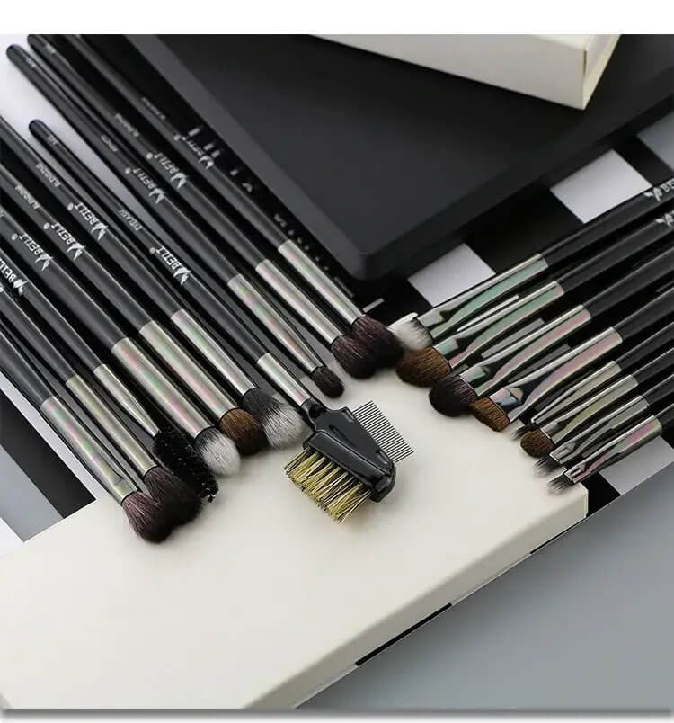 Set 18 pensule make-up Beili Black