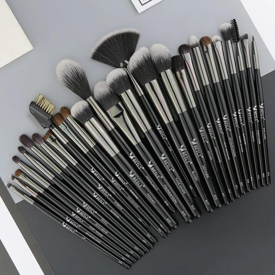 Set 40 pensule make-up Beili Black Professional