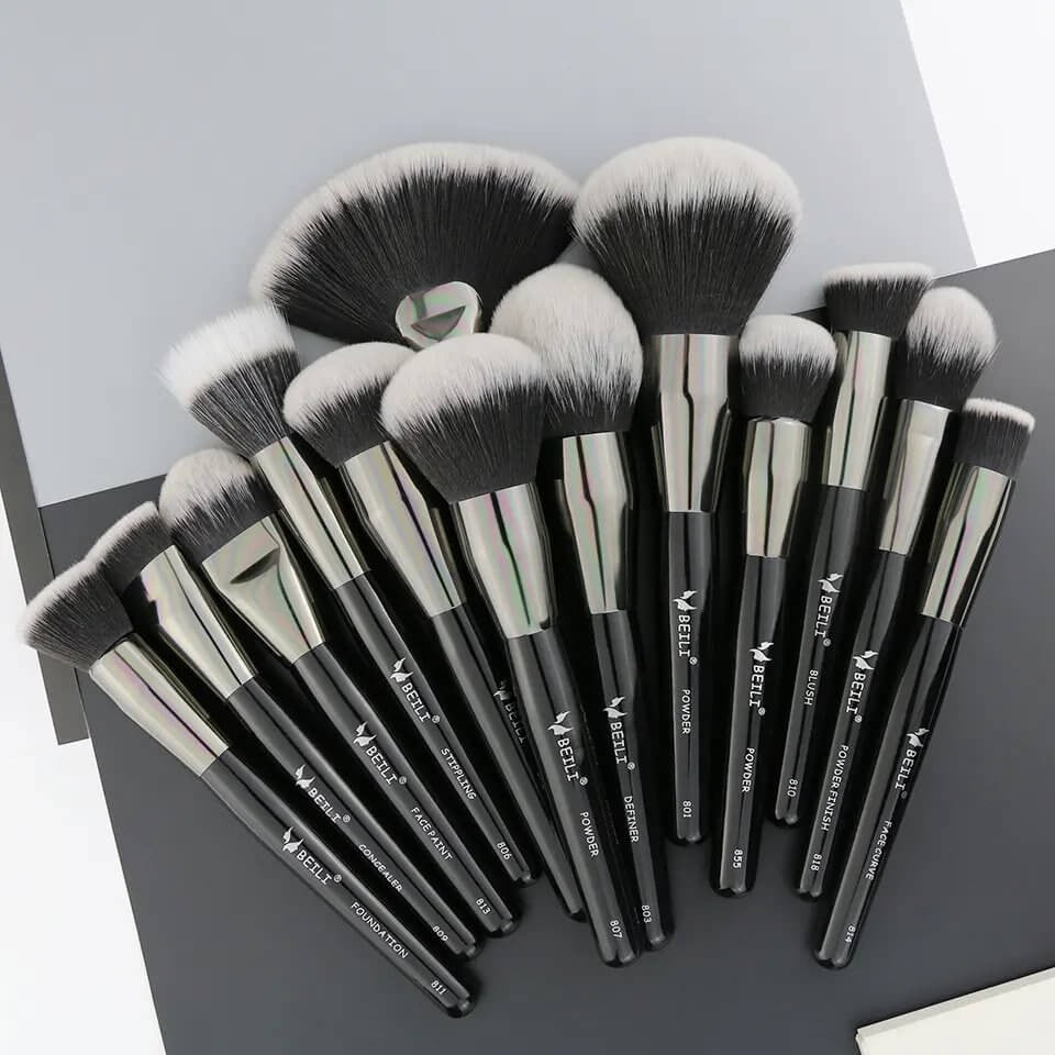 Set 40 pensule make-up Beili Black Professional