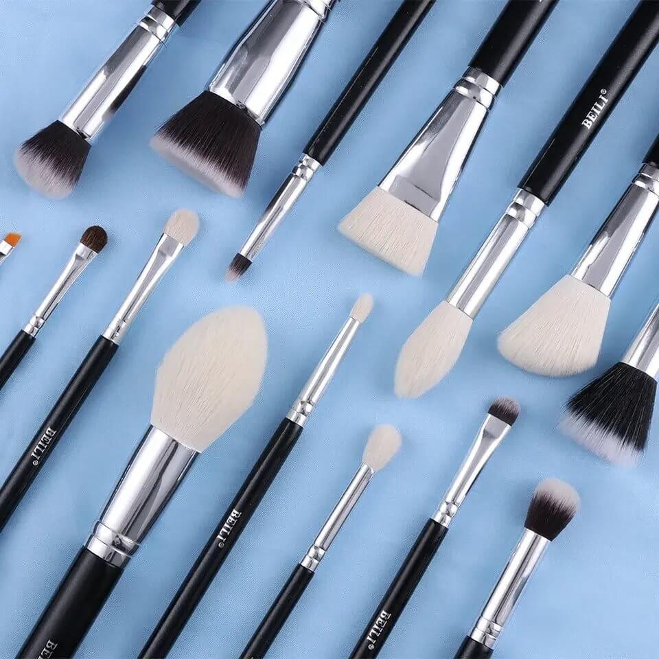 Set 15 pensule make-up Beili Black Professional